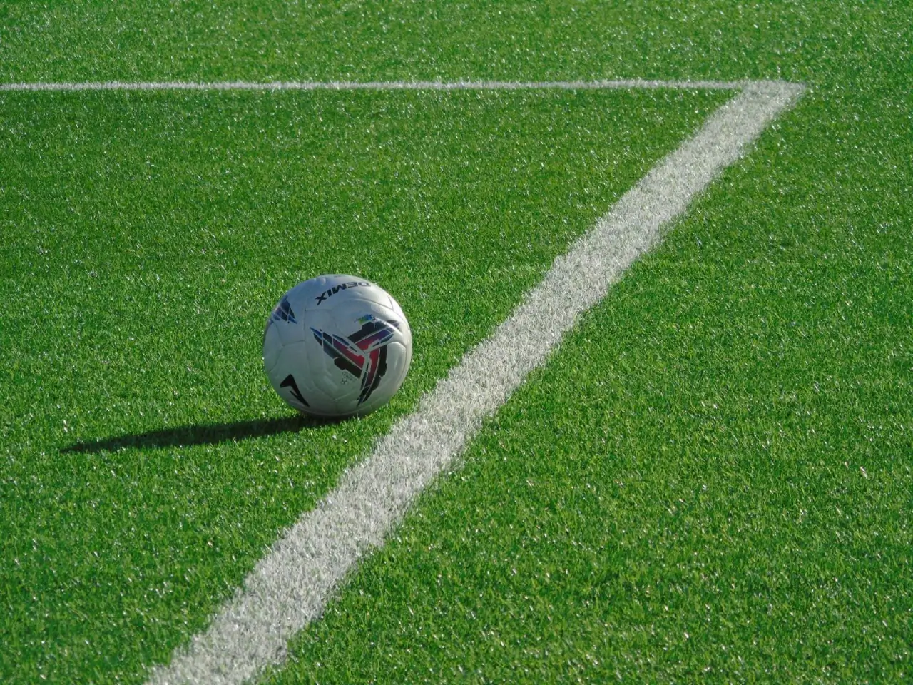 Собиқ «Челси» ярим ҳимоячиси Мусонданинг оғир аҳволи ҳақида айтди