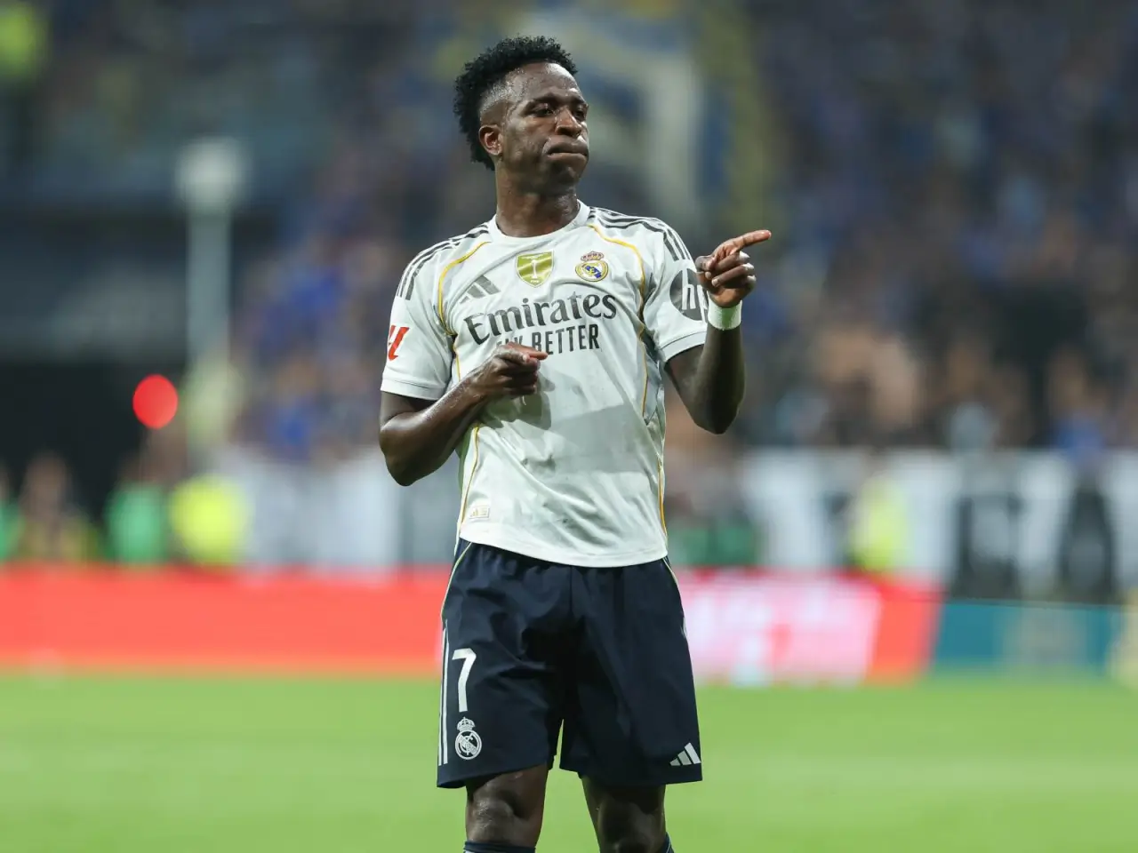 APL klubi Vinisius Juniorni transfer qilmoqchi