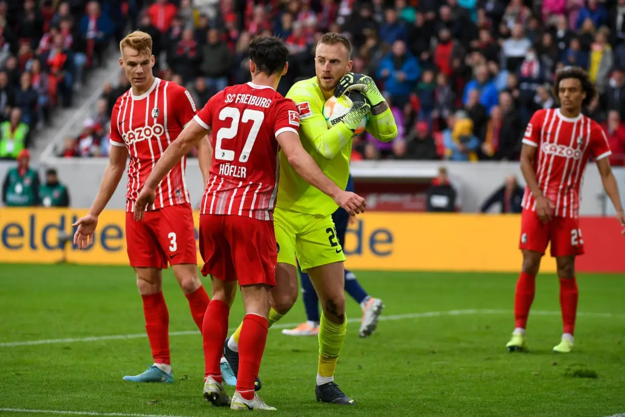 Фрайбург аз құраммен қалған қарсыласын жеңіп, ойынды төңкерді