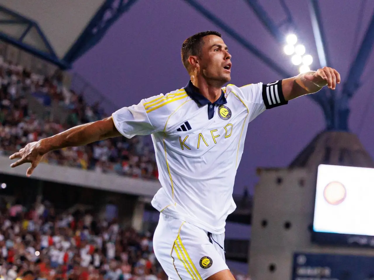 Ronaldo antrenman fotoğrafları paylaşıp tek kelime yazdı