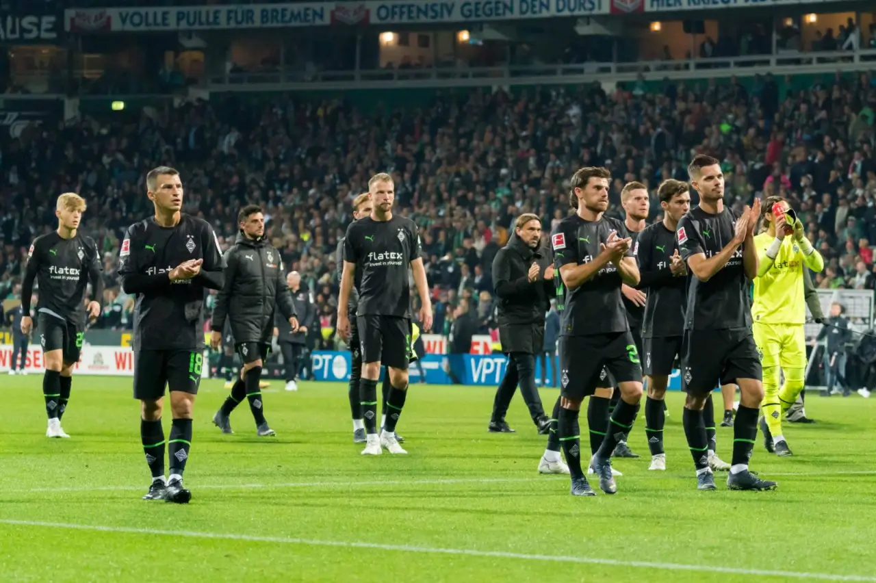 Myonxengladbax Borussiyasi Augsburgni yirik hisobda taslim etdi