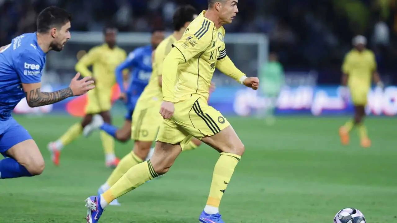Ronaldo skoru açtı ama derbiyi Al Hilal kazandı