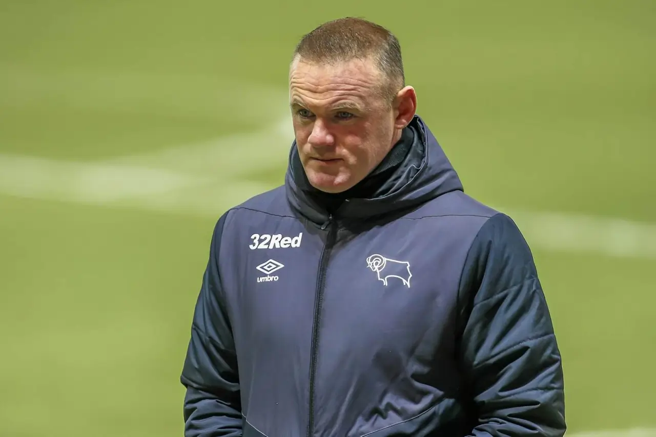 Майкл Кэррик бас бапкер болса, Уэйн Руни «МЮ»-ға қайта оралуға дайын