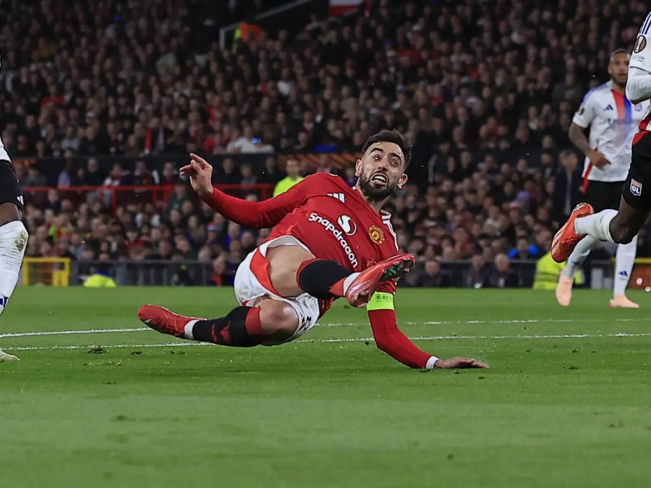 Аккаунт Бруну Фернандеша в соцсети X взломали