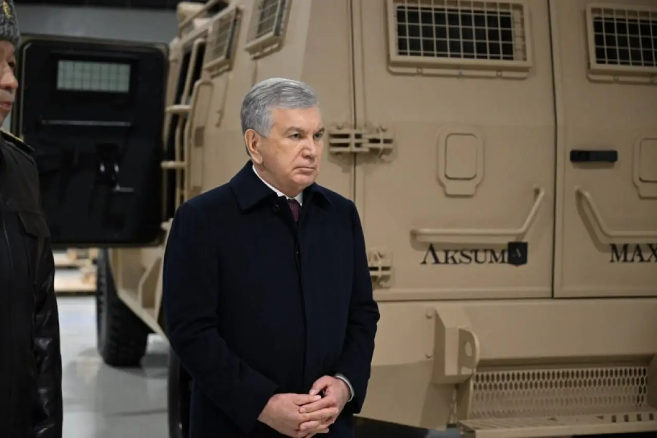 Шавкат Мирзиёев ознакомился с возможностями новых боевых модулей в Чирчике