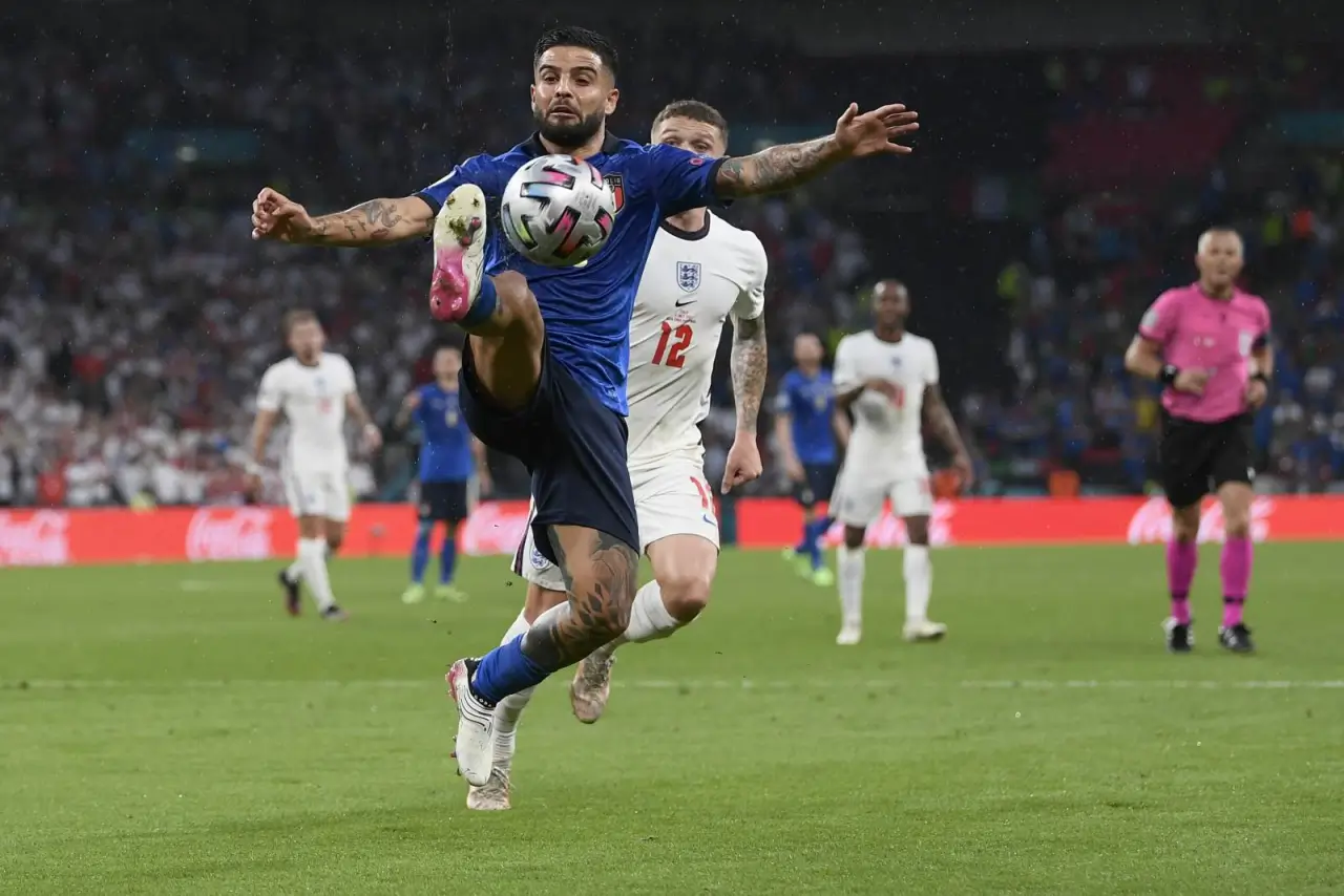 Инсинье Италияга қайтди, аммо янги клуб топа олмади