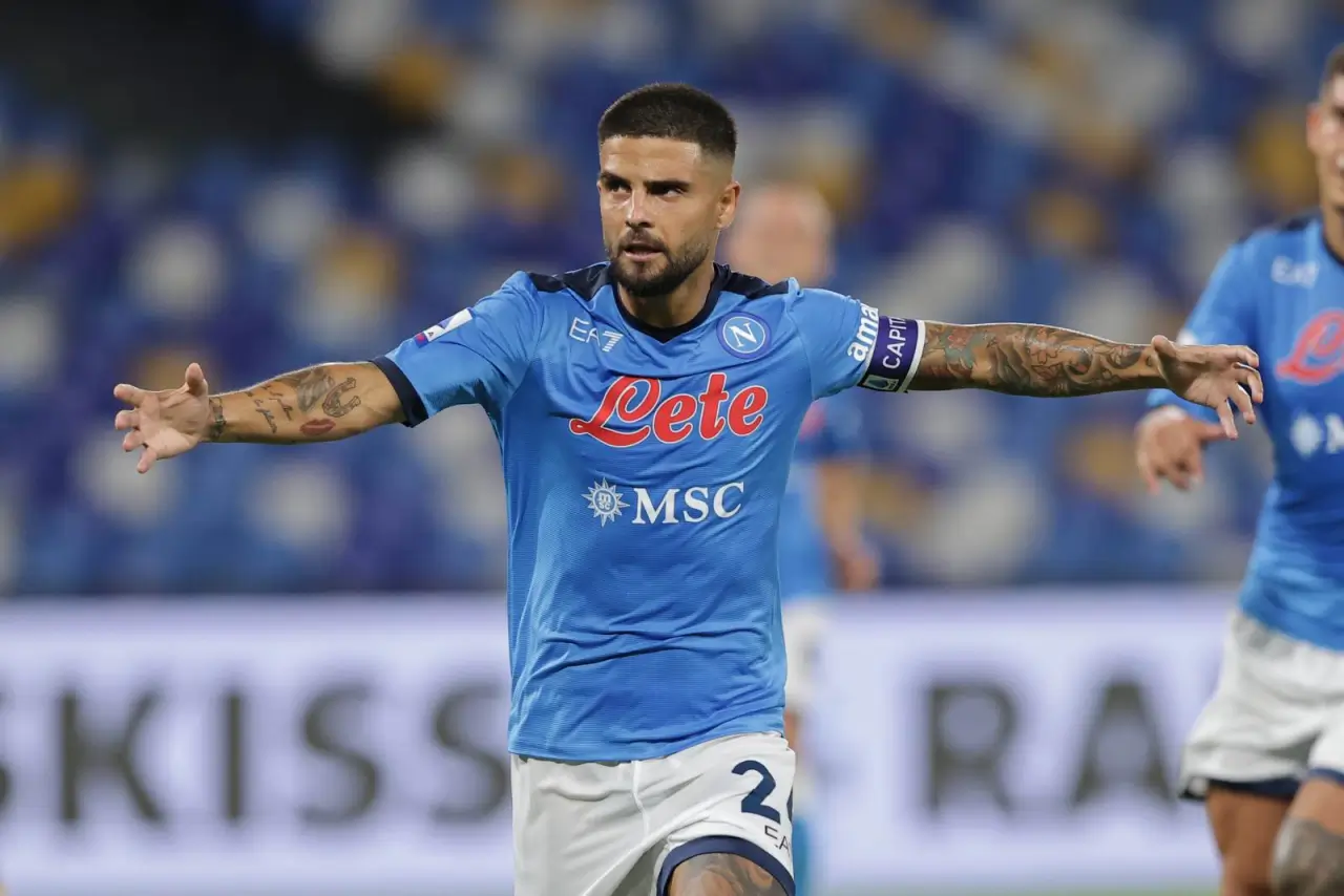 Insinye yana Napoli safiga qaytishi mumkin