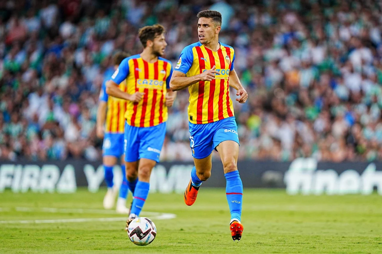 Valensiya 90-daqiqadagi penaltidan keyin Espanolni yengdi