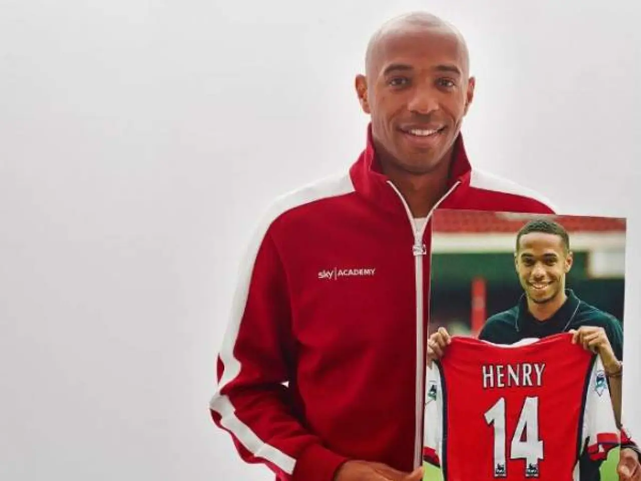 Тьерри Анри «Арсенал» ўйинини трибунадан кузатиб бормоқда