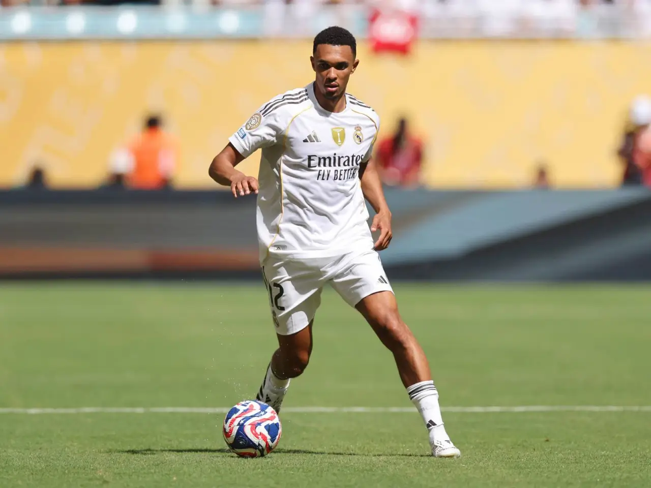 Arbeloa Trentni tarkibdan chiqarmoqchi ekani rad etildi