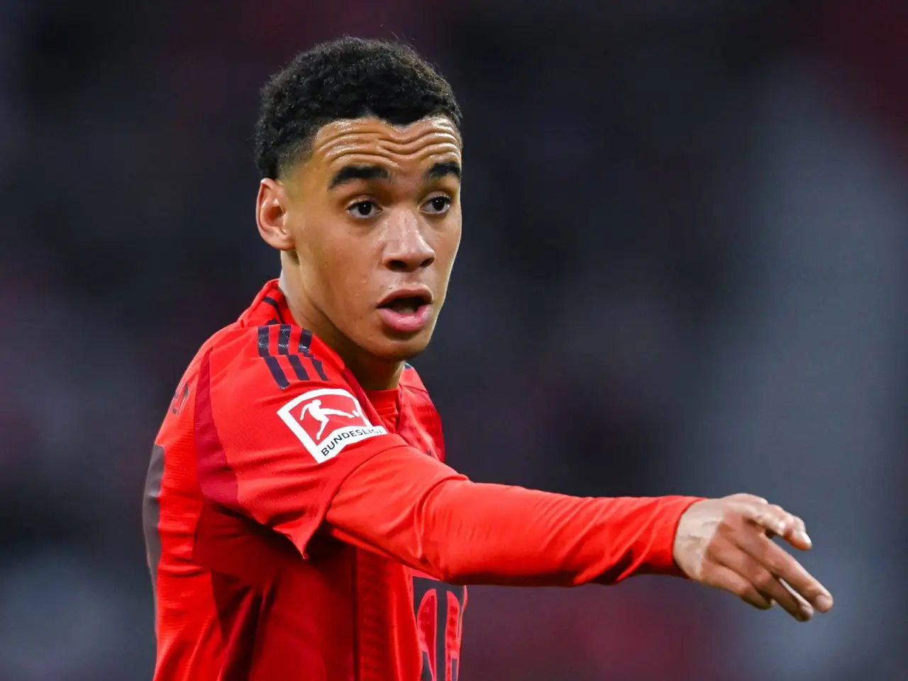 Эберл Мусиалага майдонда кўпроқ вақт кераклигини айтди