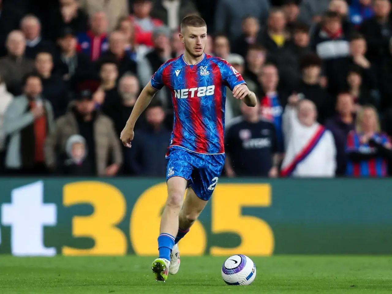 «Liverpool» Адам Уортон бўйича «Crystal Palace» билан мулоқот қилди