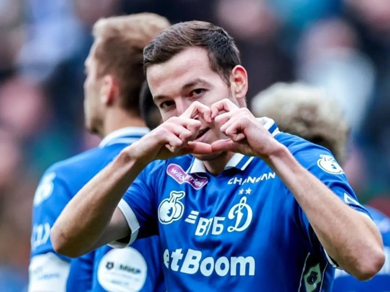 Денис Макаров Туркияга қандай йўл олганини айтиб берди