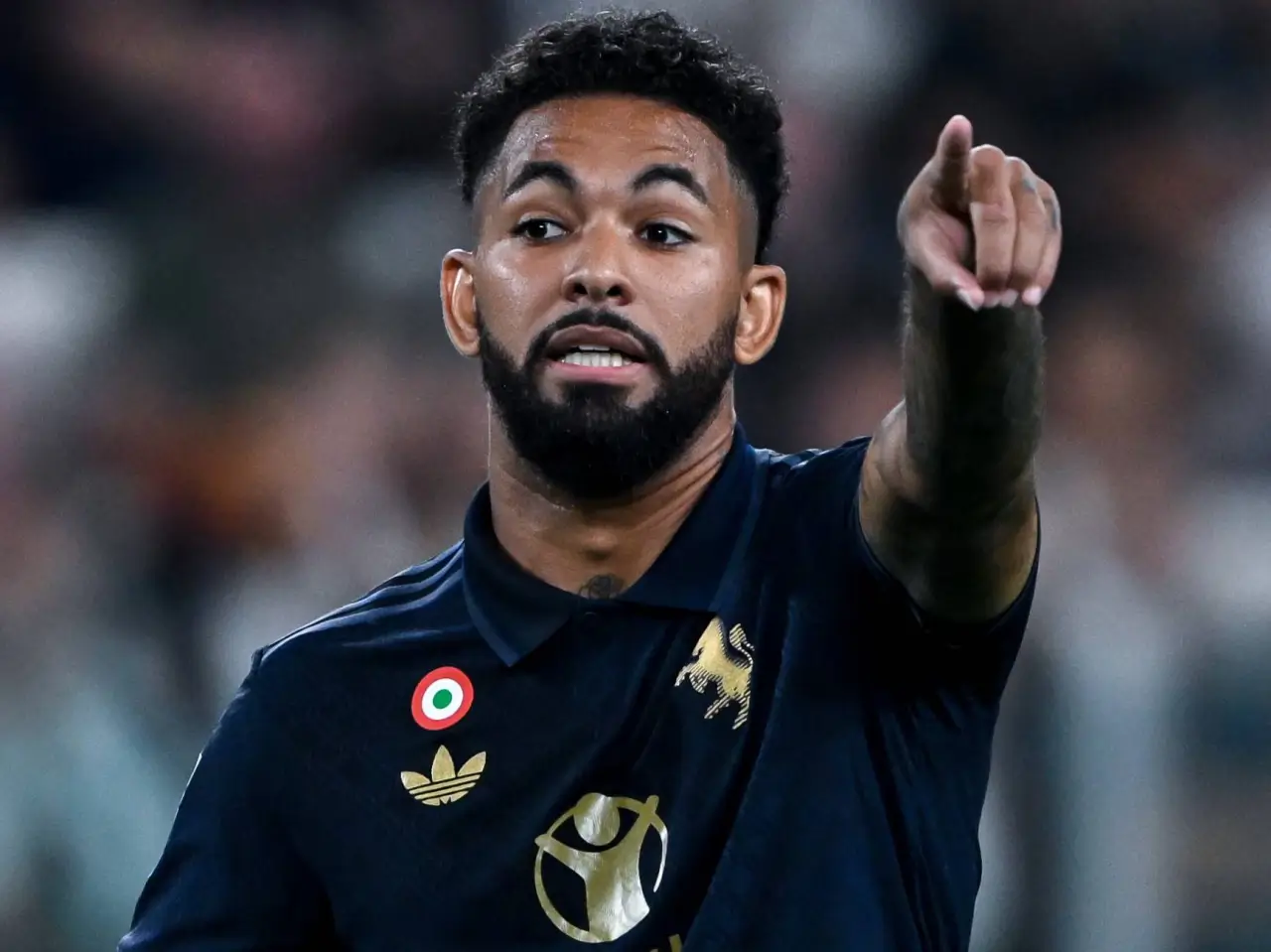 «Астон Вилла» Дуглас Луисни «Ювентус»дан ижарага олди