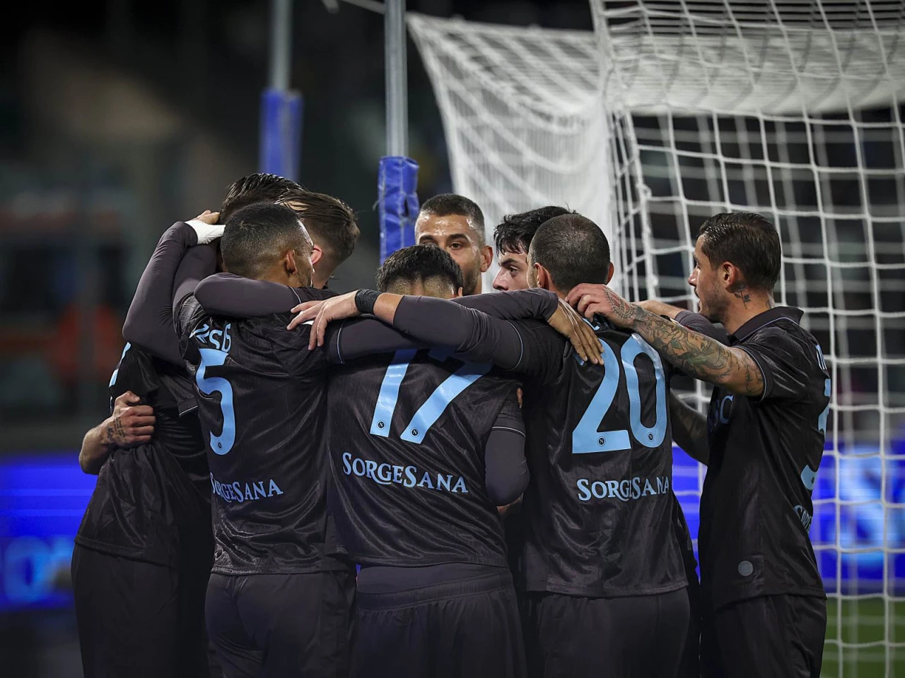 «Наполи» ва «Челси» Чемпионлар лигаси учун таркибларни эълон қилди