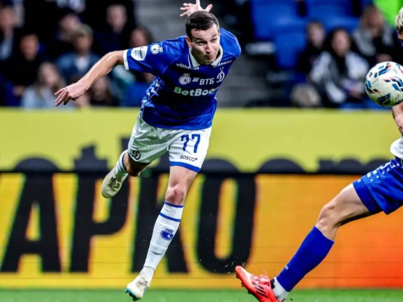 «Кайсериспор» мураббийи Макаровни Роббенга ўхшатди