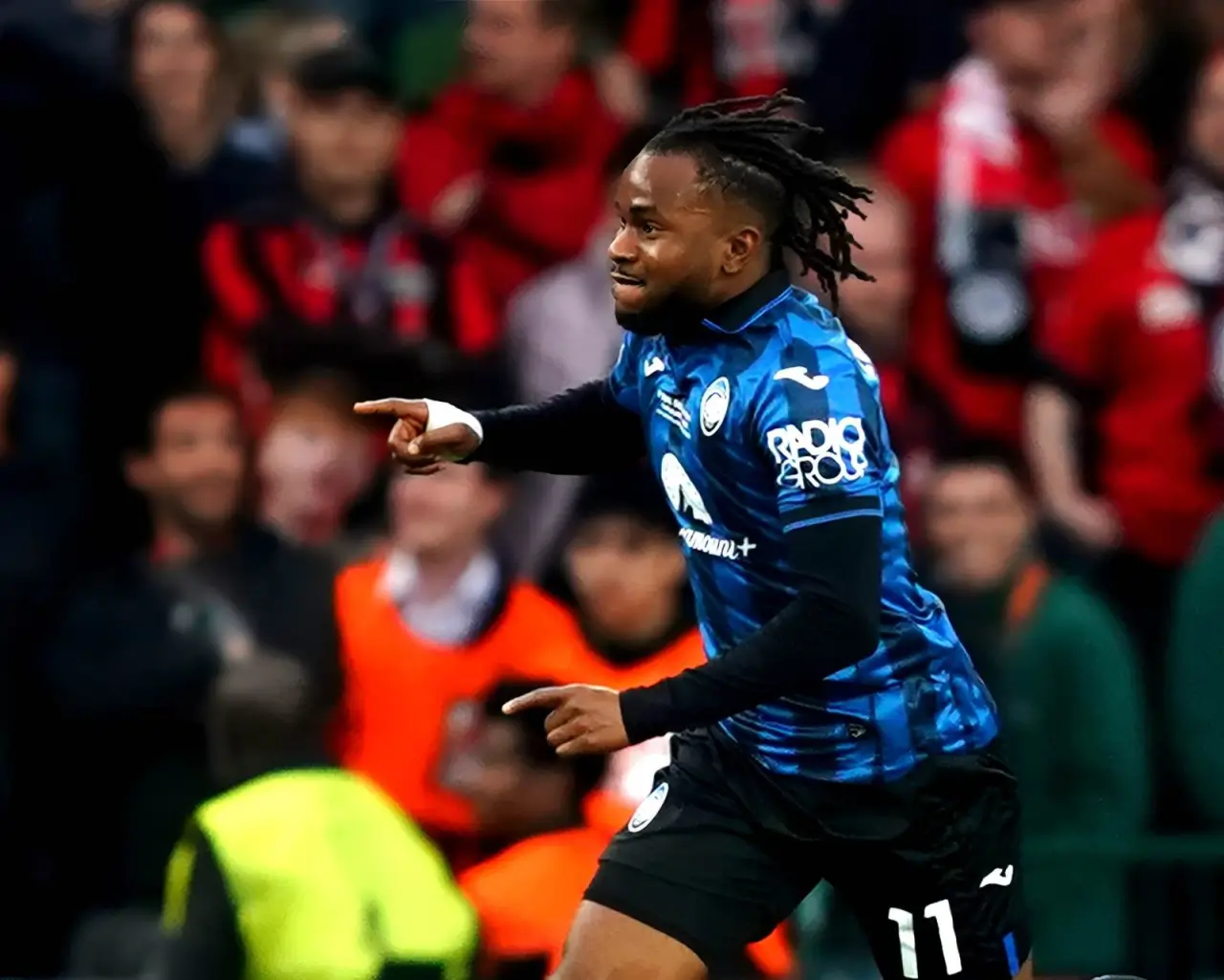 «Фенербаҳче» «Аталанта» билан Адемола Лукман трансферини муҳокама қилди