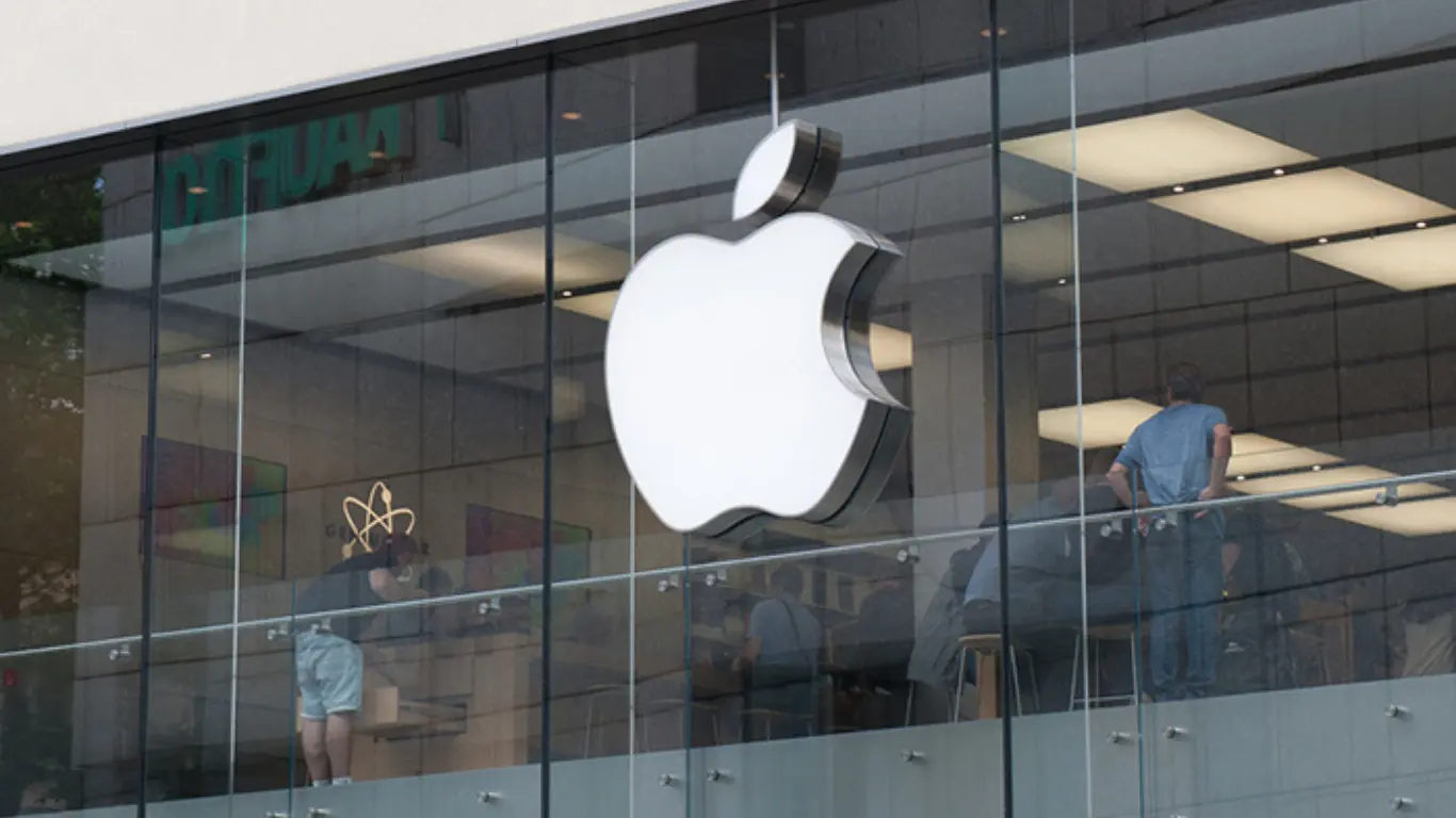 Apple санкциялар туфайли россияликлар аккаунтларидаги операцияларни блокламоқда