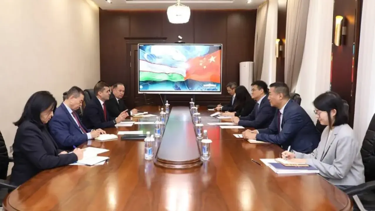 Қытайлық кардиохирургтер Өзбекстанда 500 балаға ота жасайды