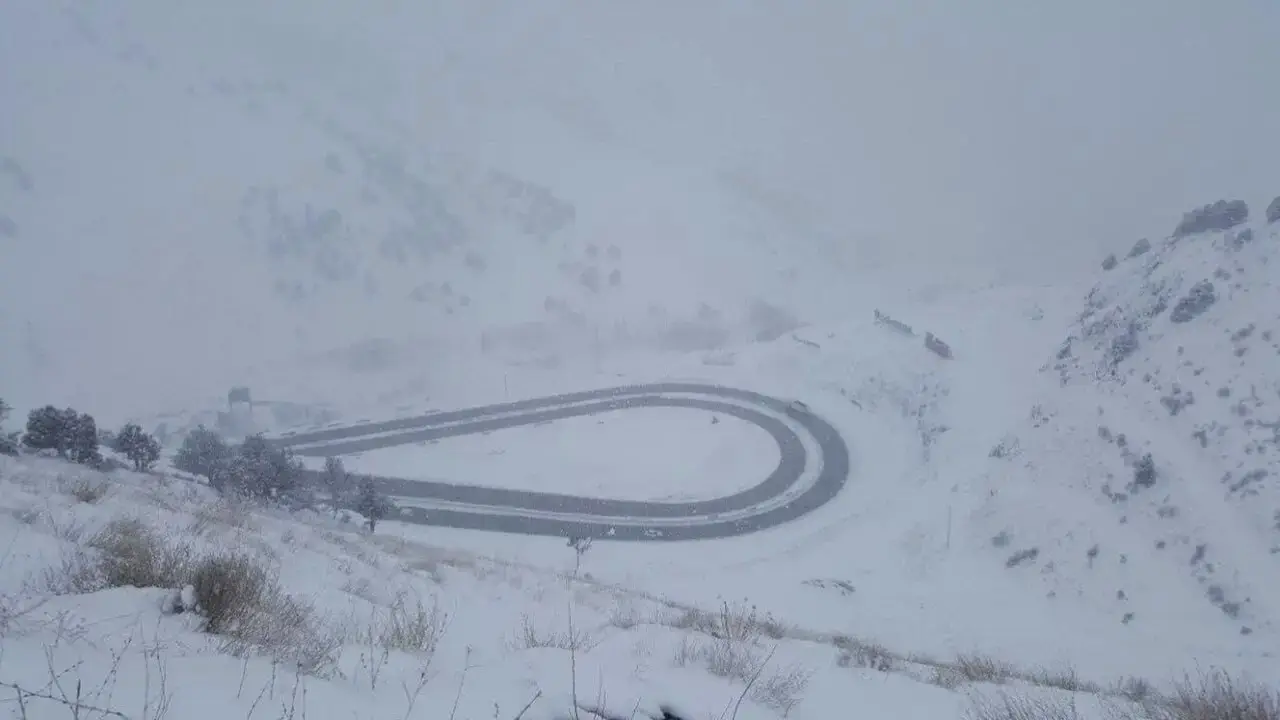 В Камчике усилился снег - курорты временно приостановили работу