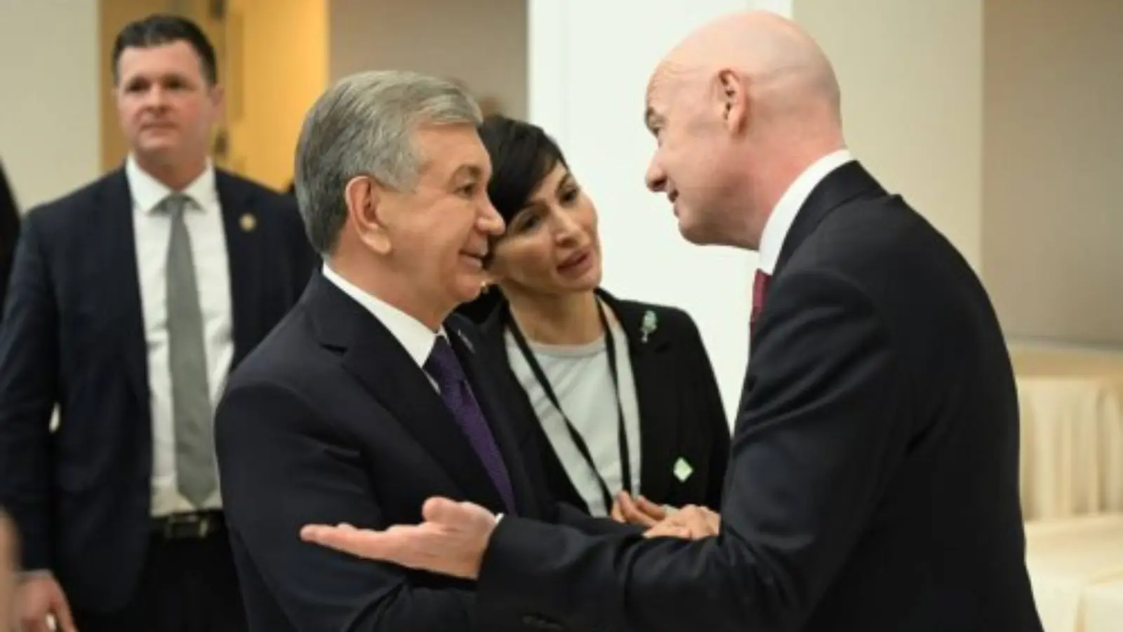 Shavkat Mirziyoyev Vashingtonda FIFA rahbari Infantino bilan uchrashdi
