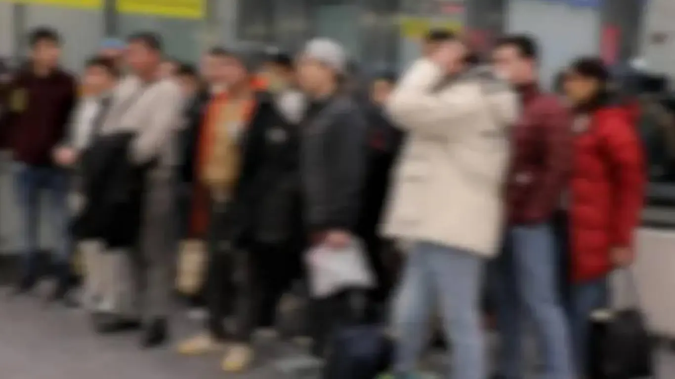 21 гражданин Узбекистана, нарушивший миграционные правила в Швеции, возвращен на родину