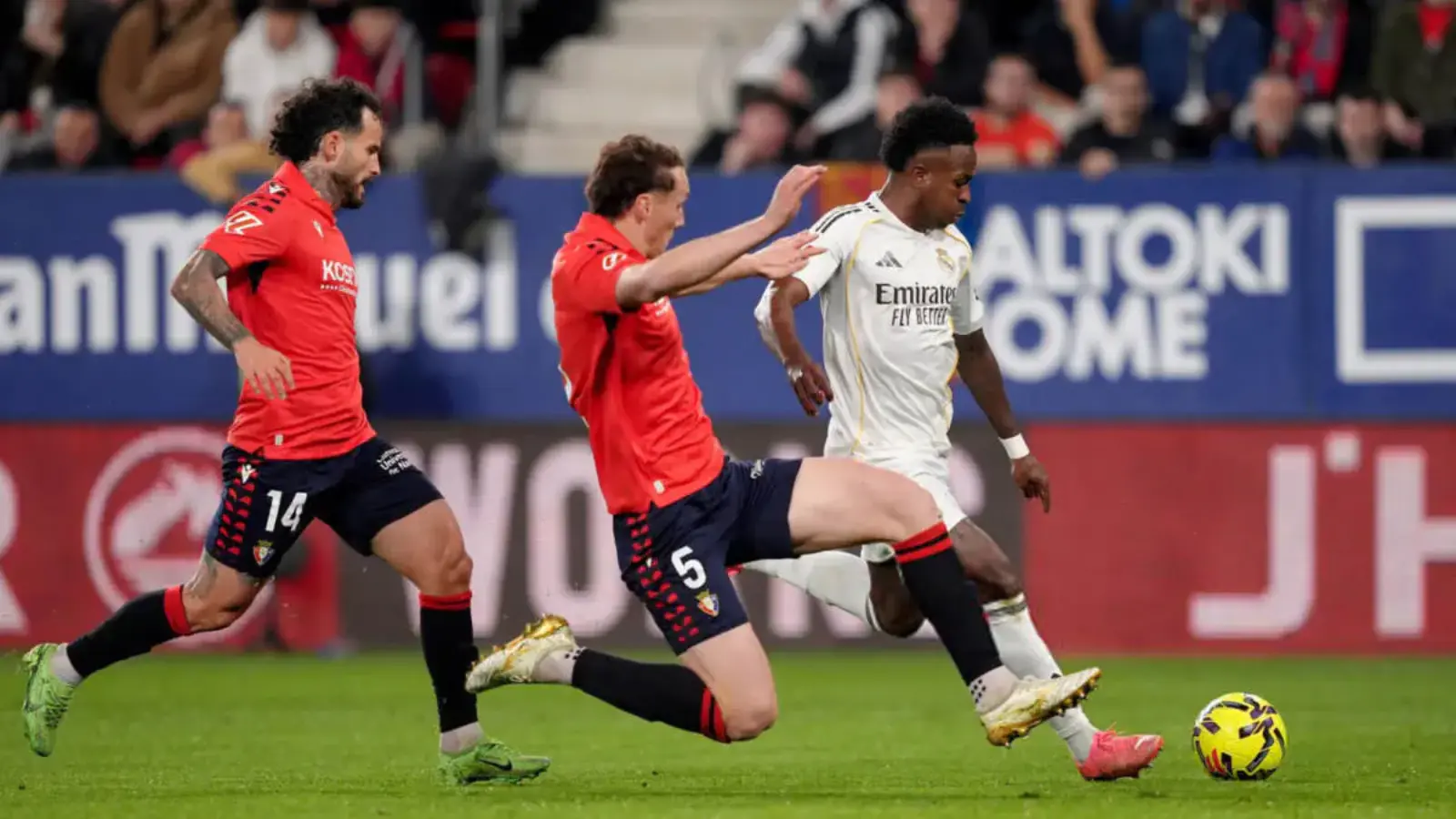 "Осасуна" "Реал"ни таслим этди: "Барселона"га пешқадамлик эшиги очилди