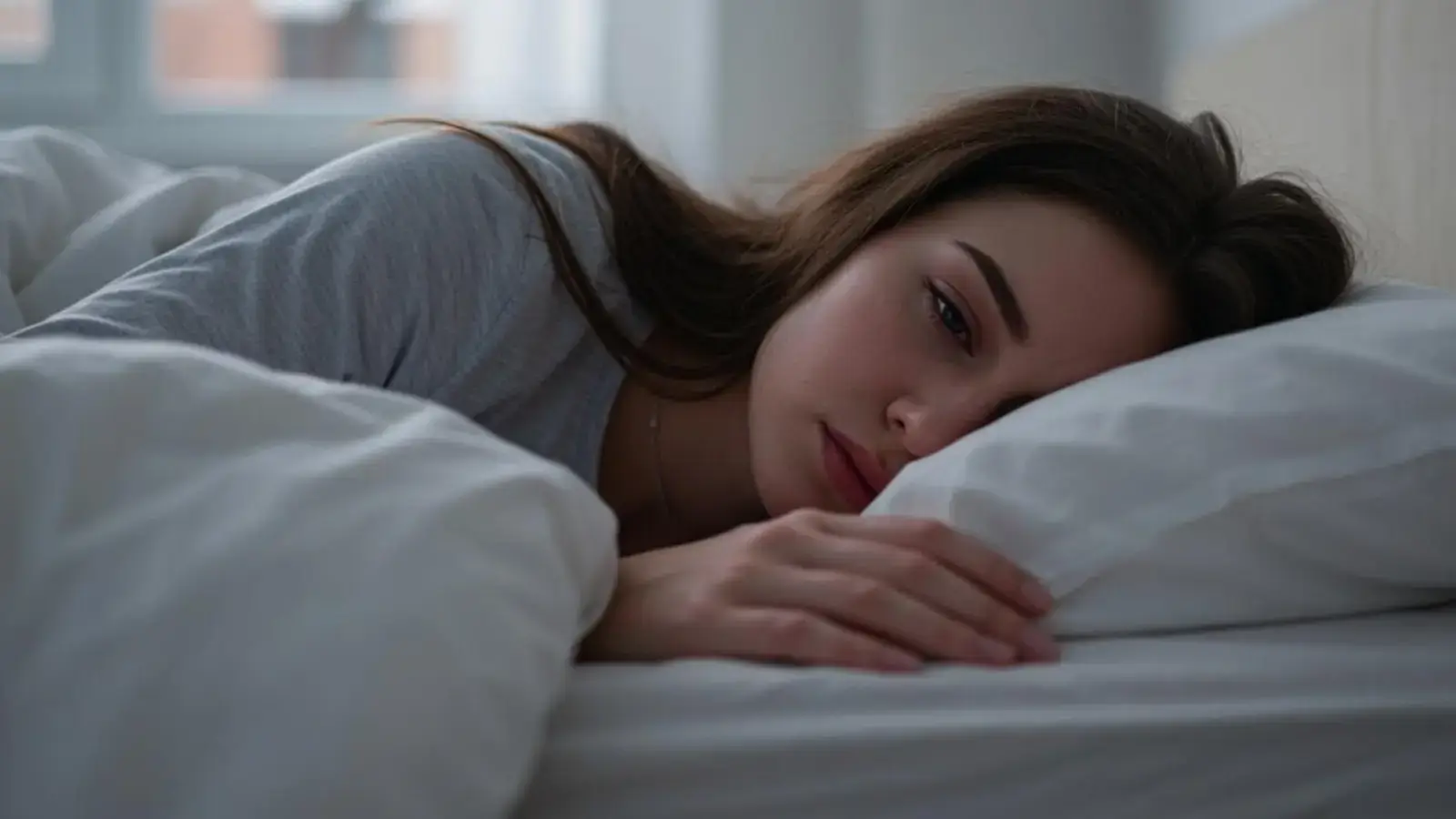 Недостаток сна - удар по жизни: помогает ли умывание теплой водой?