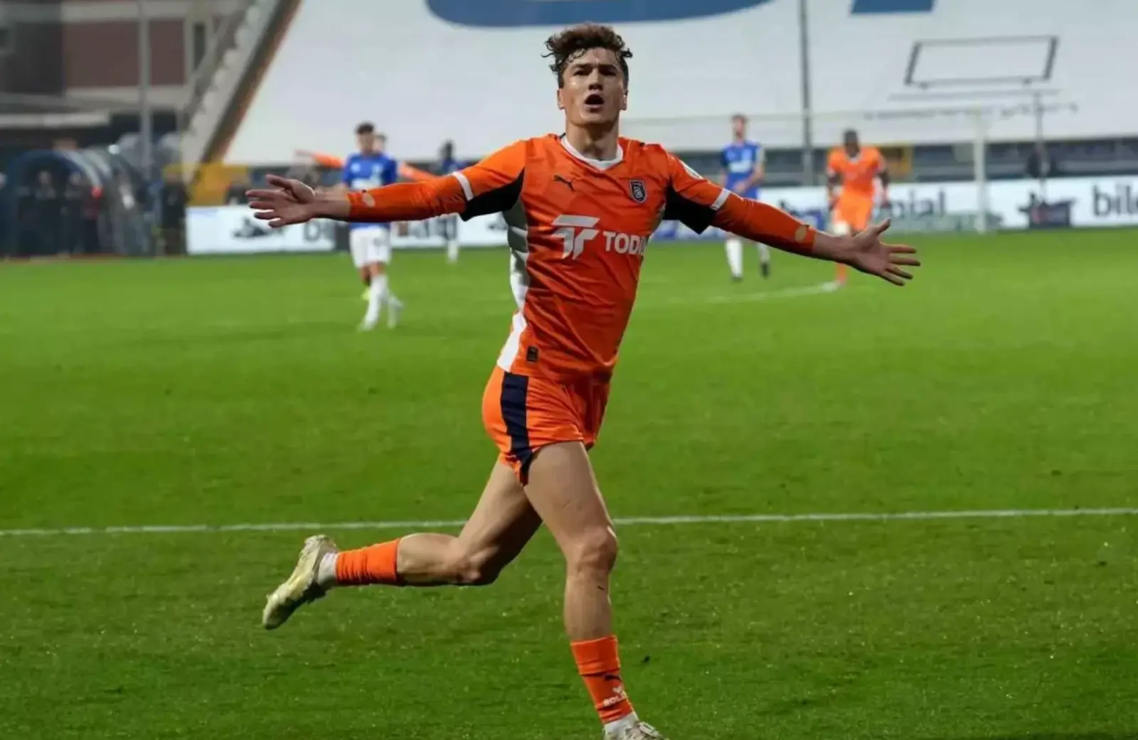 Эльдор Шомуродов бүгінгі голымен тағы да бірінші орында