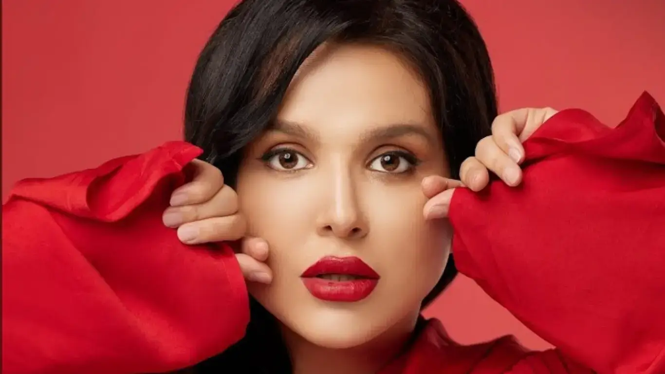 Нилуфар Усманова новая песня “Билмайман” покорила слушателей (аудио)