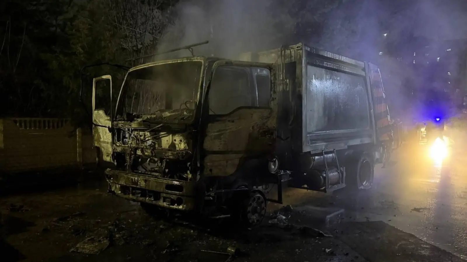 Сергелидан ёнғин хабари: Махсустранс автомобили ёниб кетди