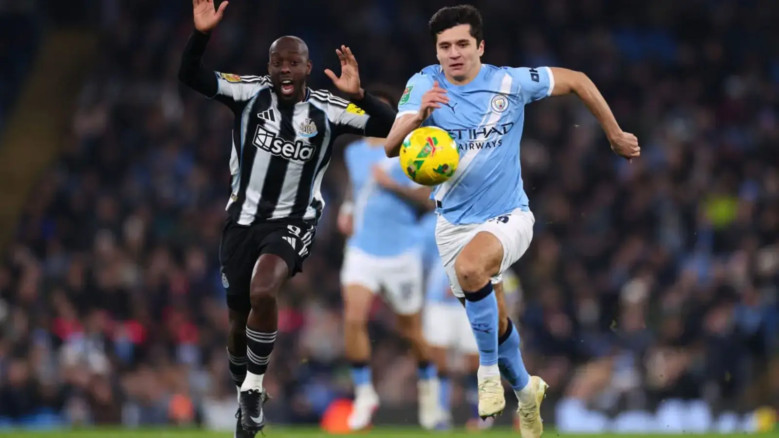 Расман: Ҳусанов "Манчестер Сити"да январнинг энг яхши ўйинчиси бўлди