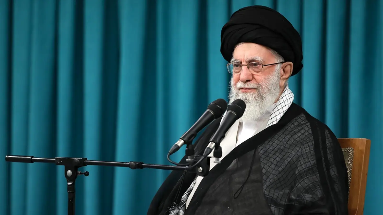 Эрон зарба хавфига тайёрланяпти: Ҳоминаий режаси NYTда очилди