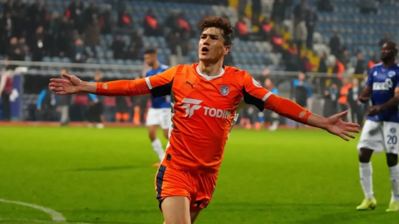 Eldor Shomurodov uchun kurash to‘xtamadi: "Bashakshehir" post bilan chiqdi...