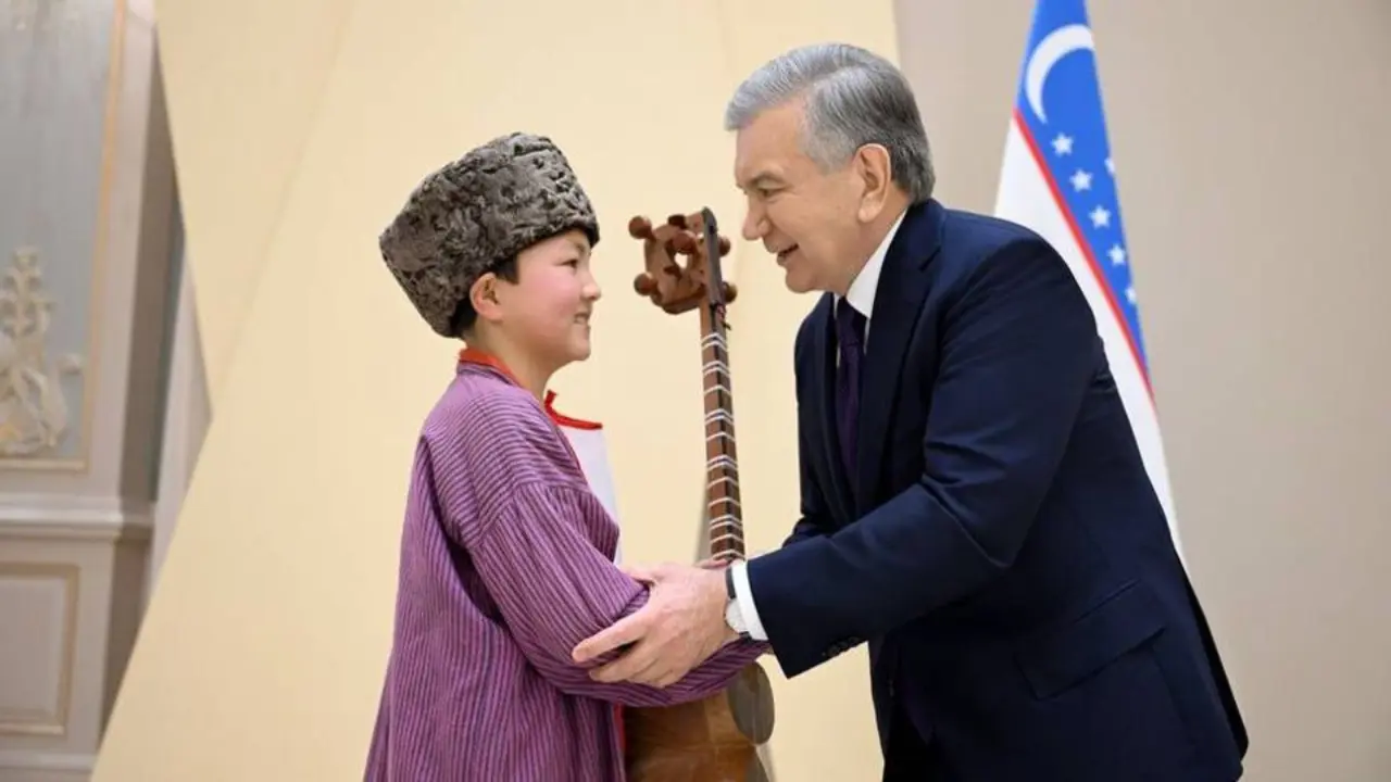 The President gifted a car to a 4th grade pupil who sang