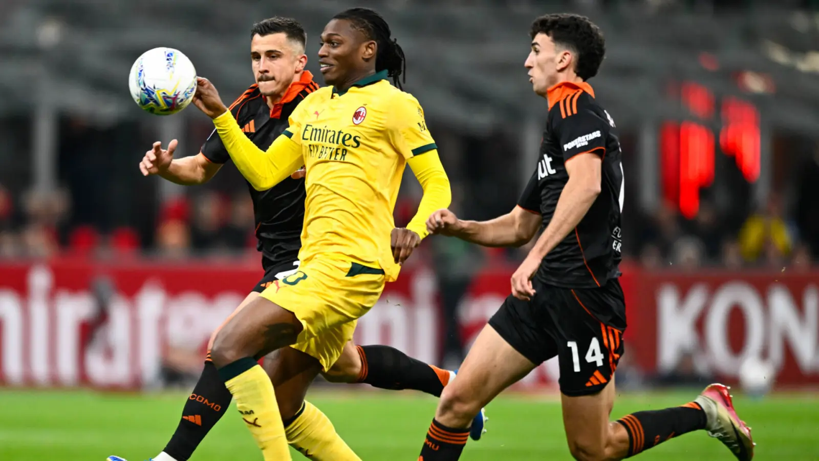 "Милан" Сан-Сирода "Комо"га қарши ўйинда ғалаба қозона олмади