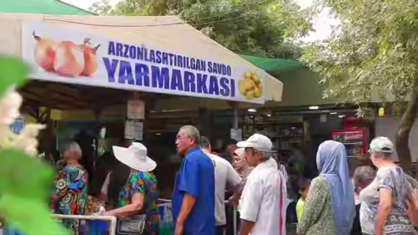 Zominda Ramazon arafasida aholi uchun arzon savdo yarmarkasi boshlandi