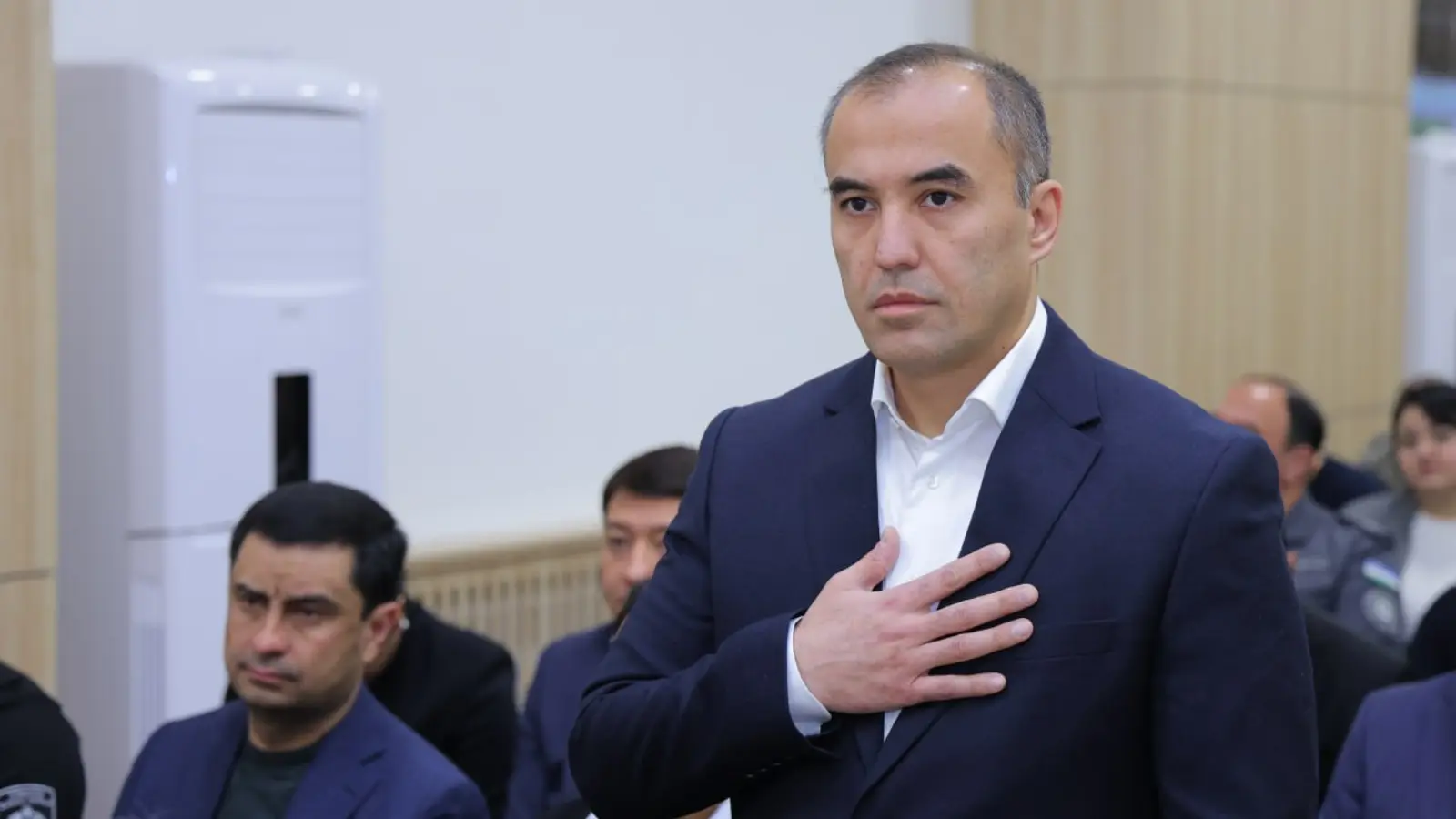 В Алмазарском районе назначен новый хоким, официально ожидаются изменения