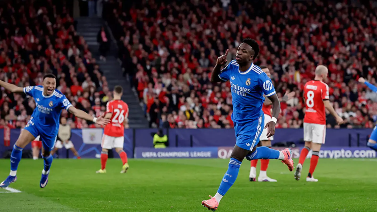 "Real" dün Lizbon'da "Benfica"yı nasıl mağlup etti? (video)