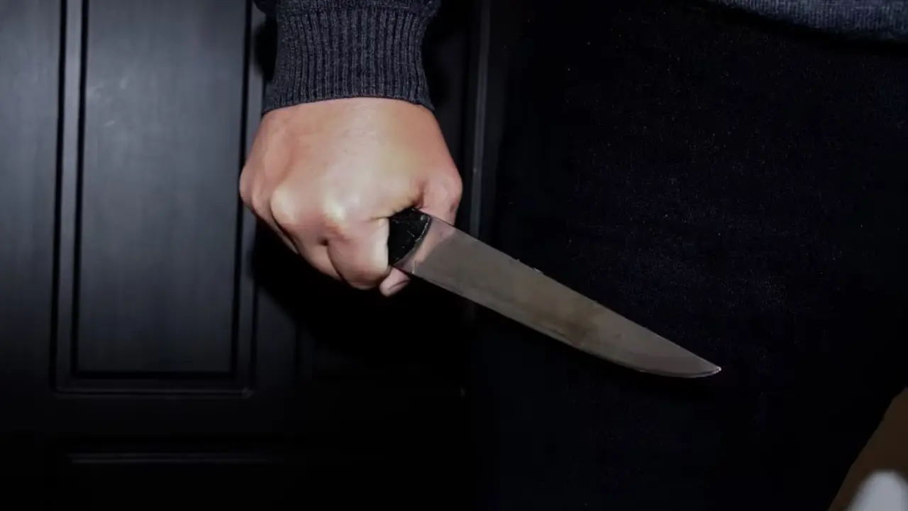 Schoolboy stabs friend in Andijan