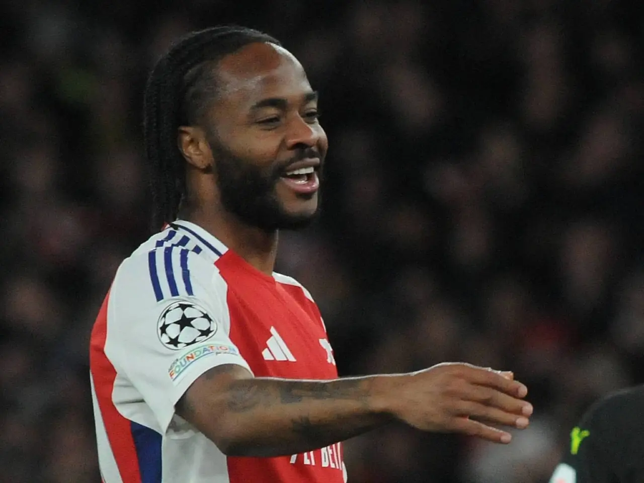 Sterlingning Napoli'ga o‘tishi maosh masalasiga bog‘liq