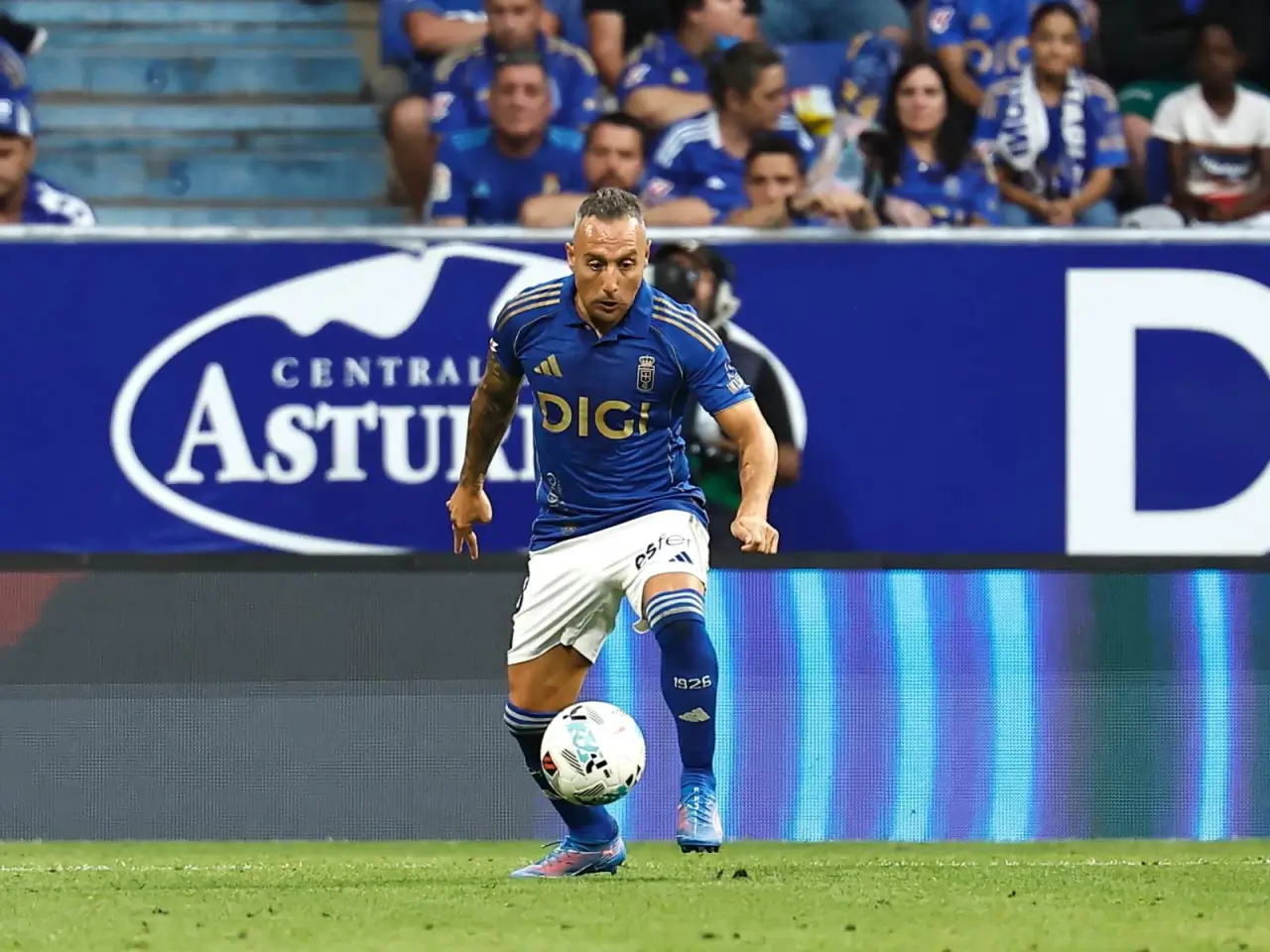 Санти Касорла Ла Лига АПЛдан анча ортда деди