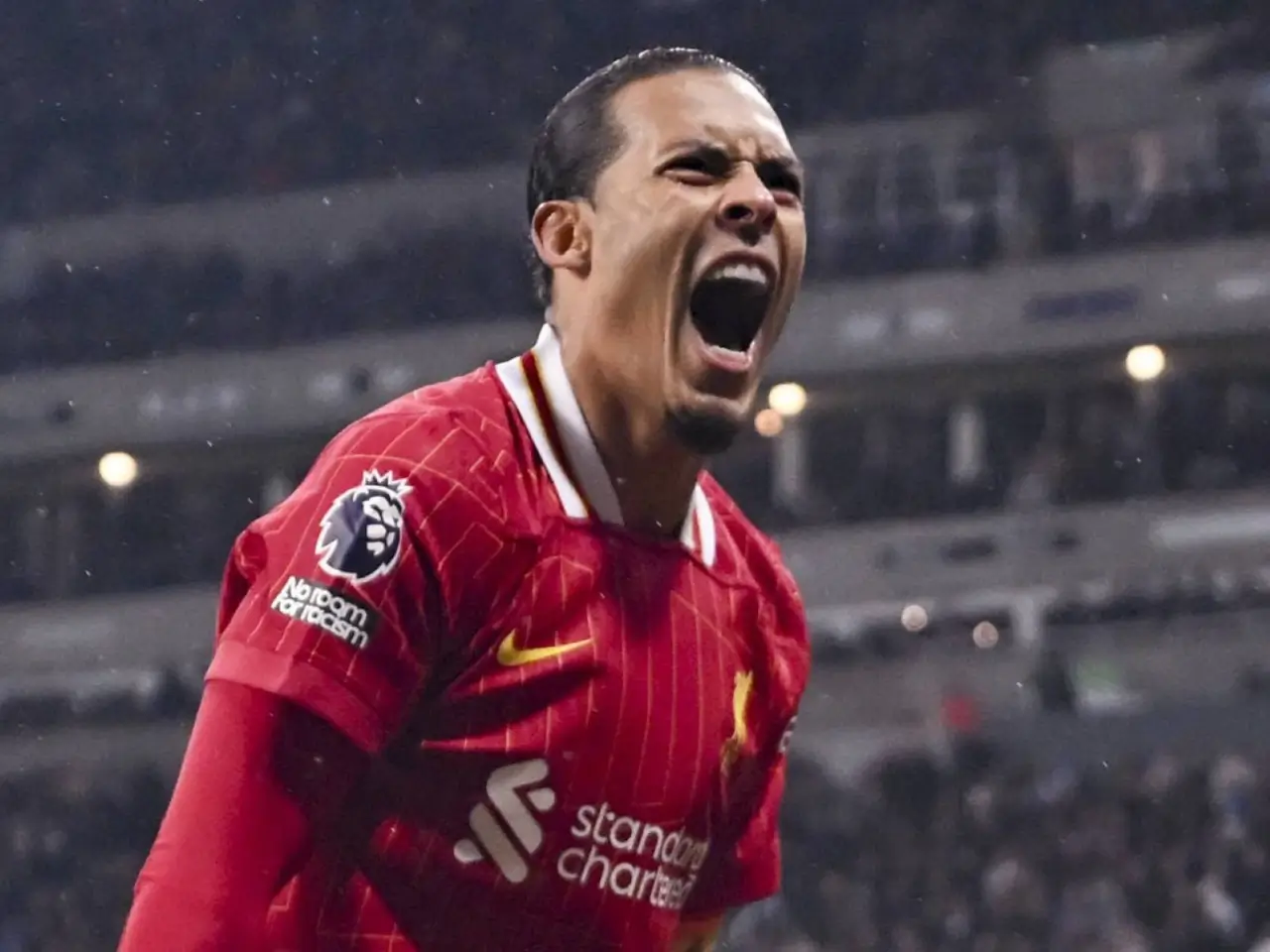 Van Deyk APLda Liverpul himoyachilari rekordini yangiladi