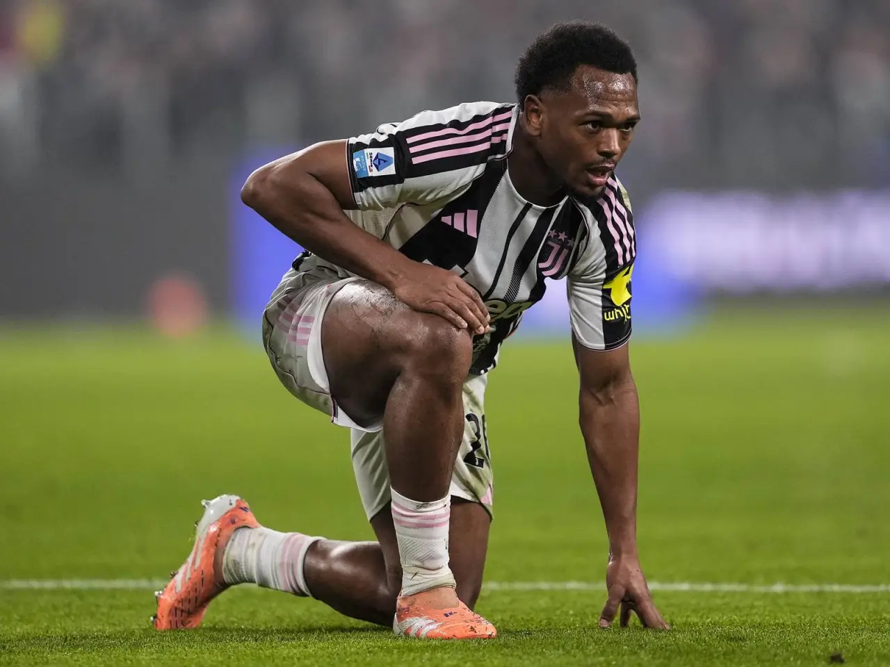 Yuventus hali sotib olmagan hujumchini sotmoqchi