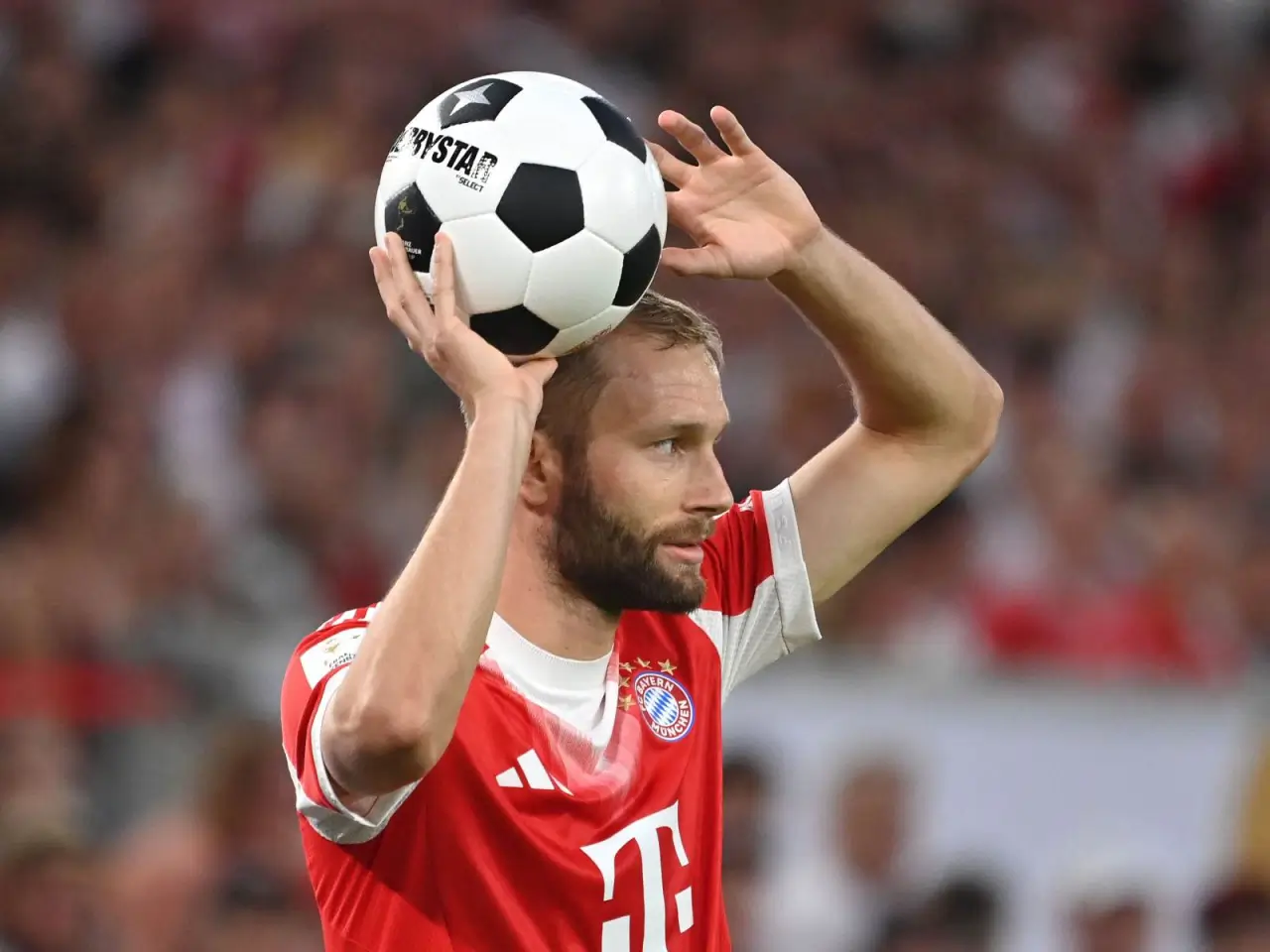 Bavariya futbolchisi yangi shartnoma uchun maosh oshirishni so'ramoqda