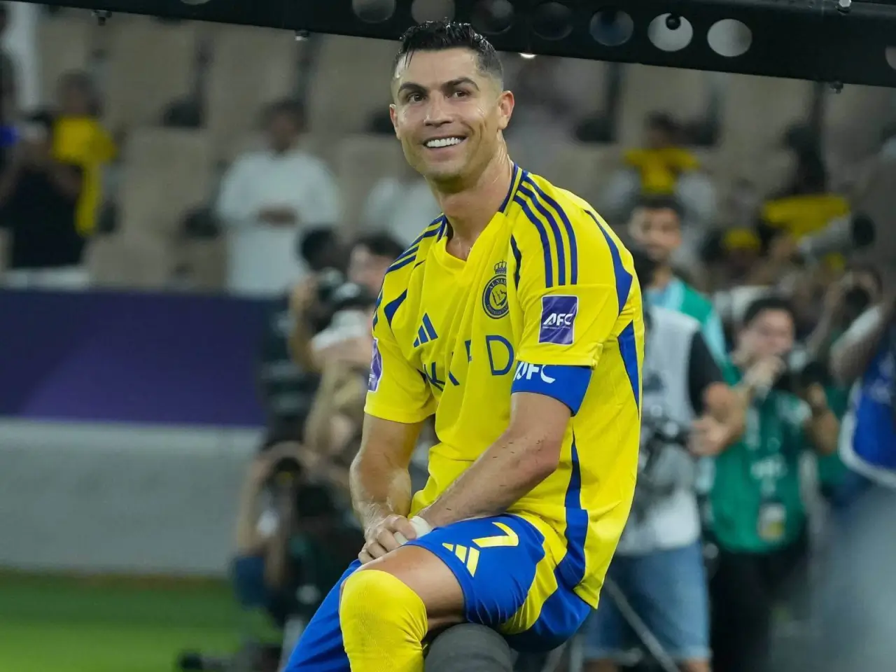 Ronaldu qaytdi va gol urib buni nishonladi