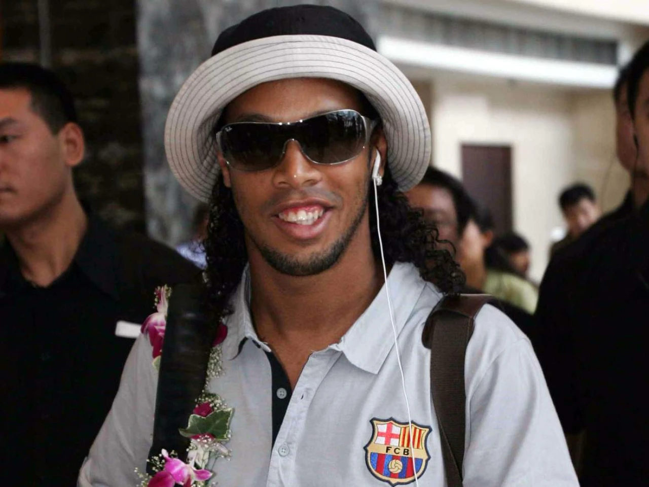 Ronaldinyo Olimpiada chempioni Brotenni tabrikladi