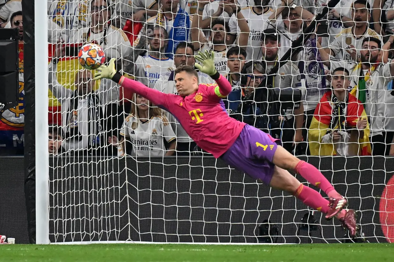 Мануэл Нойер жароҳати сабаб «Бавария» уни уч ҳафта йўқотади