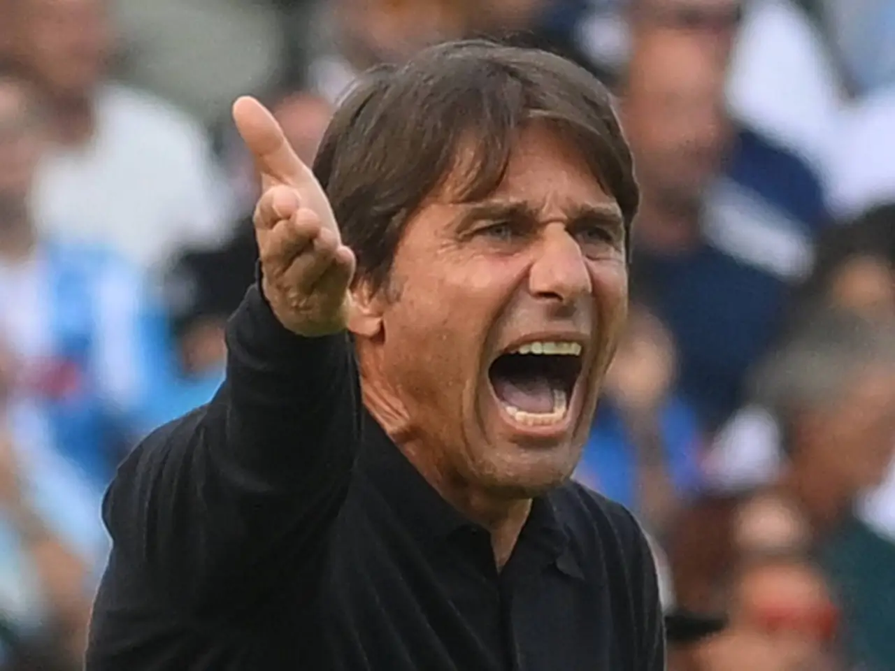 Konteredan Napoli va Roma durangi haqida inglizcha uslub bahosi