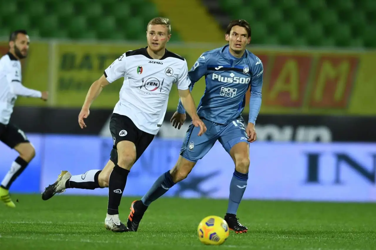 «Болонья» Побегани тўлиқ трансфер қилиб, шартномани узайтирди